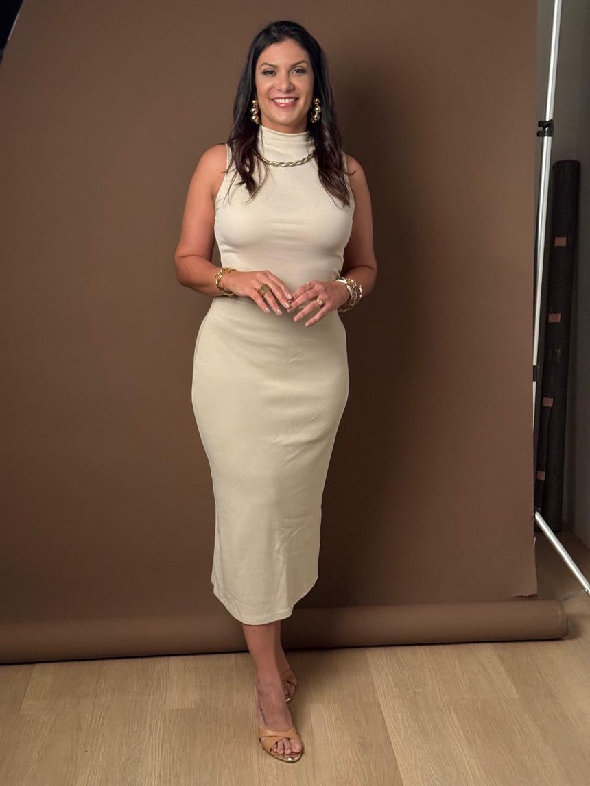 Dra. Isís Milet, dentista da Clínica Novo Sorriso
